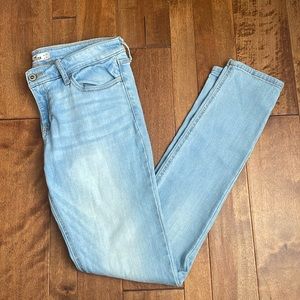 Hollister low rise Jeggings